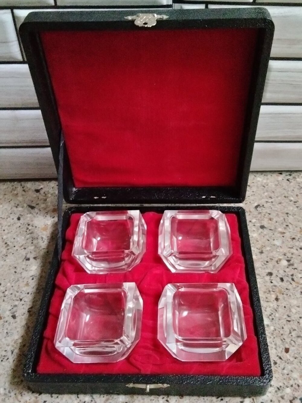 Vintage Set of 4 Crystal Salt Cellars in Case